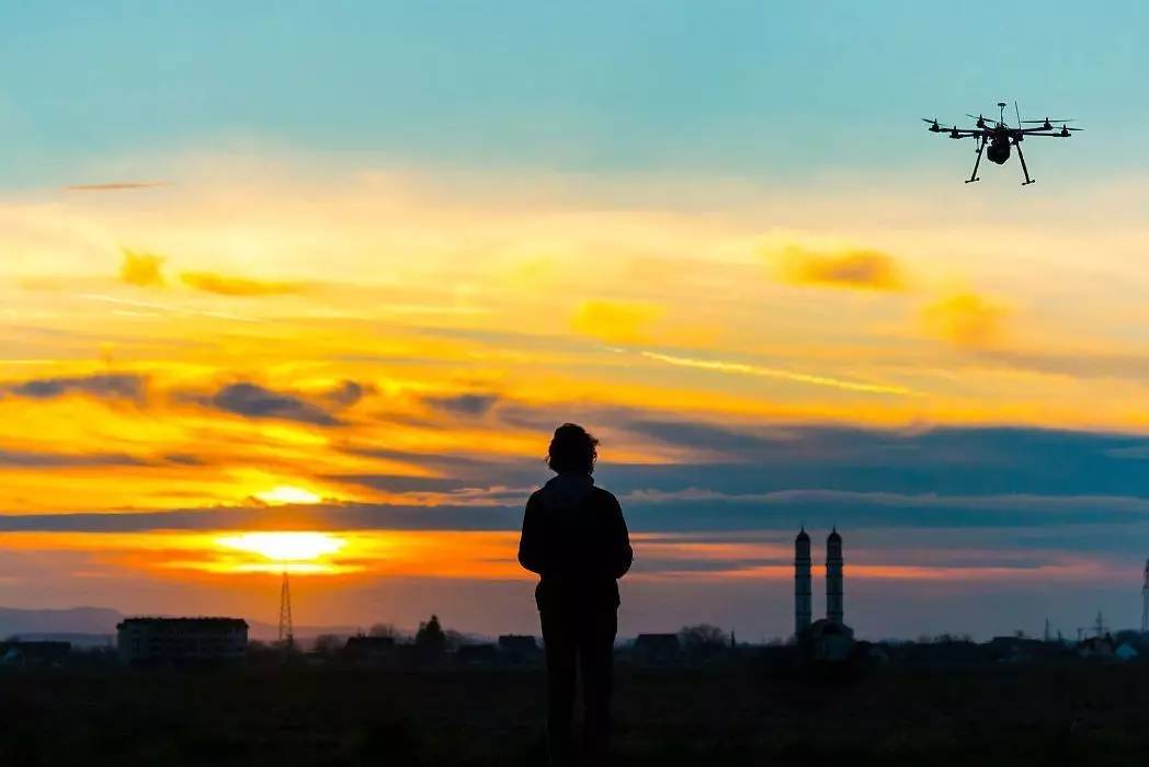 無人機在環保檢測領域的優勢(圖1)